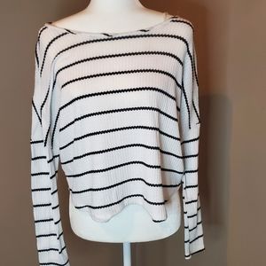 ⛄⛄3/20 Clearance Sale Papercane Black and White Stripped Blouse XS